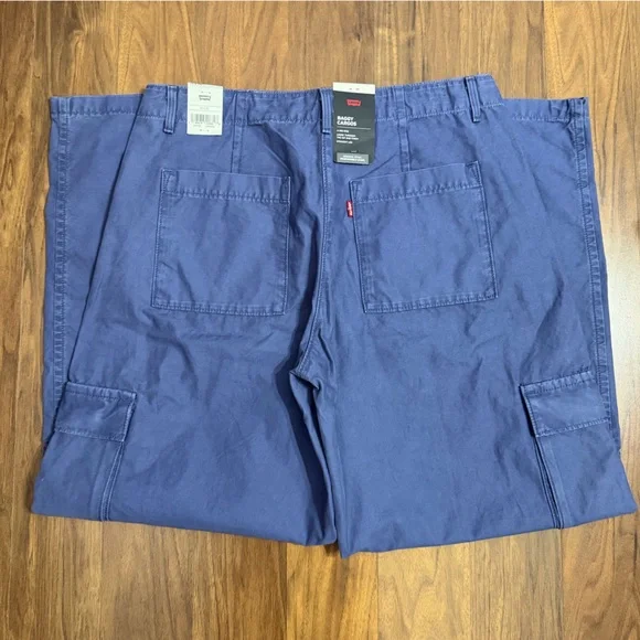 Levi's Women's Baggy Cargos Mid Rise Steel Blue Straight Leg Pants Size 30 X30 - Picture 7 of 8